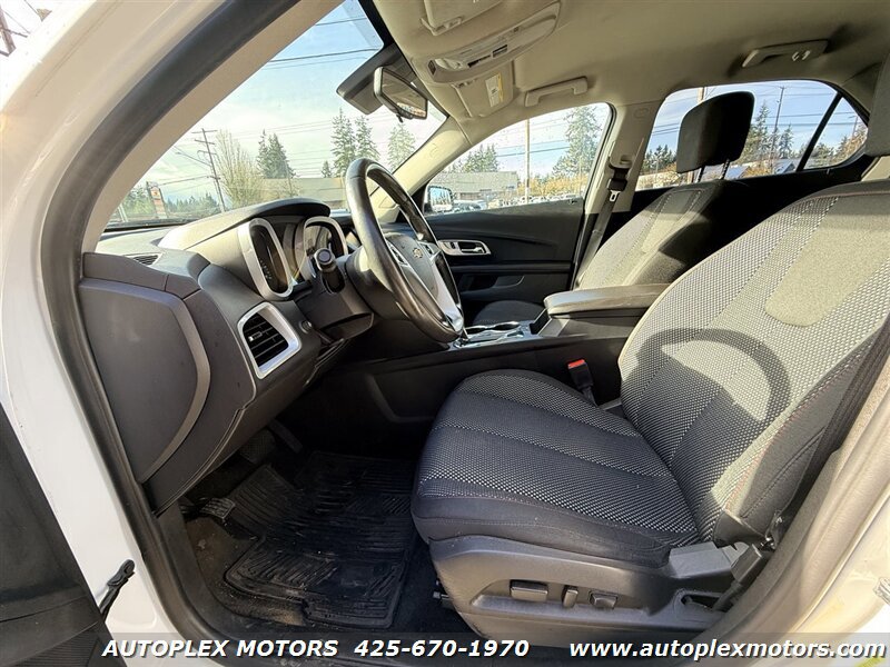 Used 2015 Chevrolet Equinox LT w/ Driver Convenience Package FWD image 19