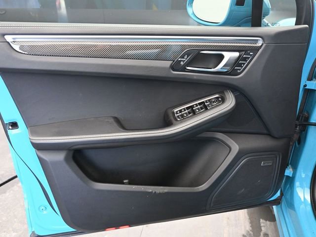 Used 2023 Porsche Macan GTS image 17