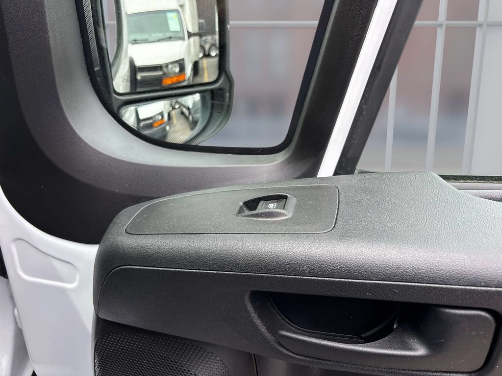 Used 2026 RAM ProMaster 2500 w/ Convenience Group FWD image 19
