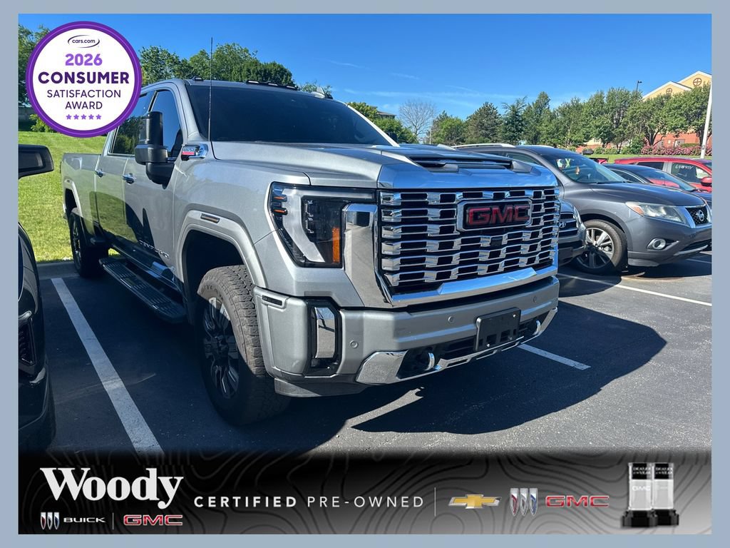 Used 2024 GMC Sierra 2500 Denali w/ Denali Reserve Package AWD/4WD image 1