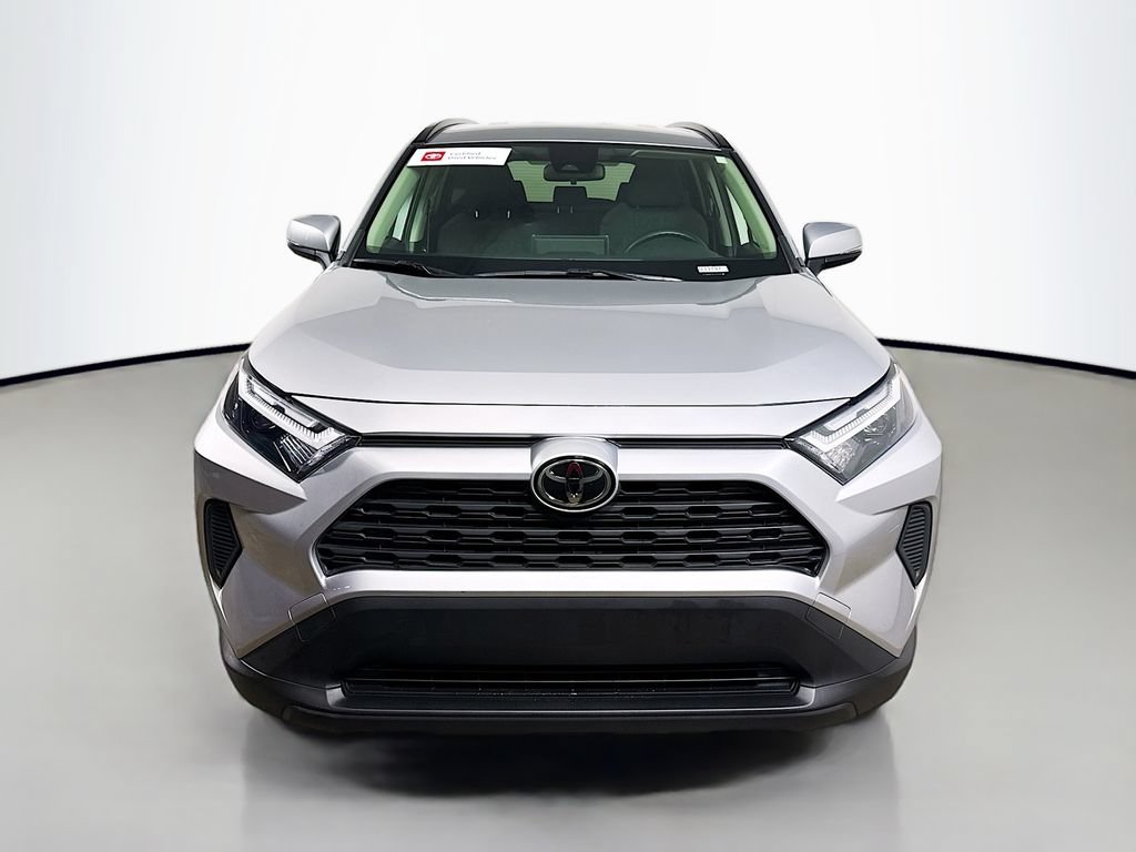Certified 2025 Toyota RAV4 XLE AWD/4WD image 2