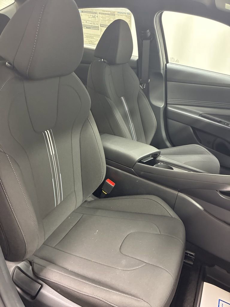 New 2026 Hyundai Elantra SEL Sport image 28