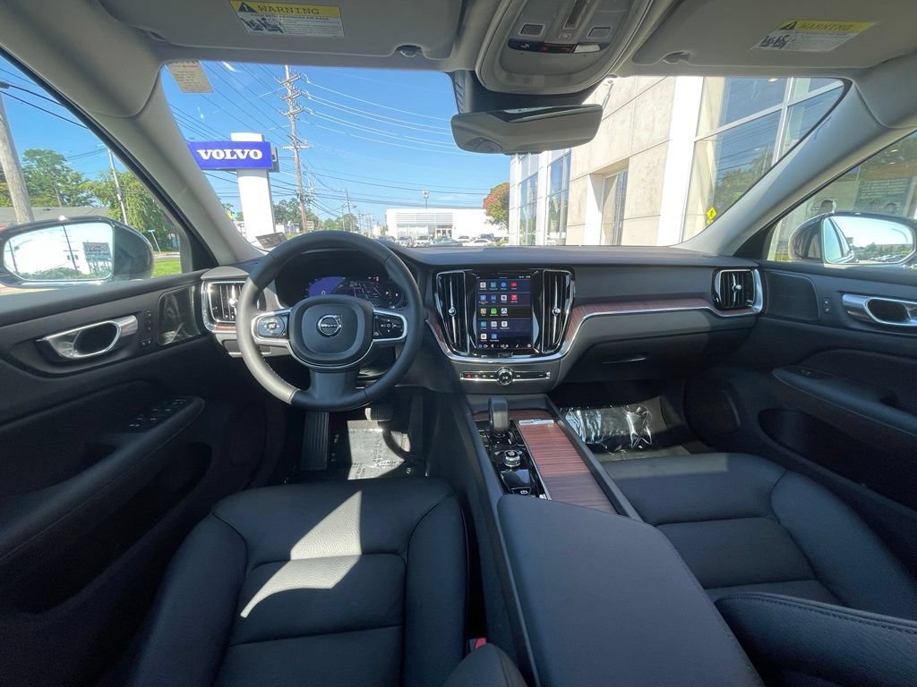 Used 2024 Volvo S60 B5 Plus w/ Climate Package AWD/4WD image 18
