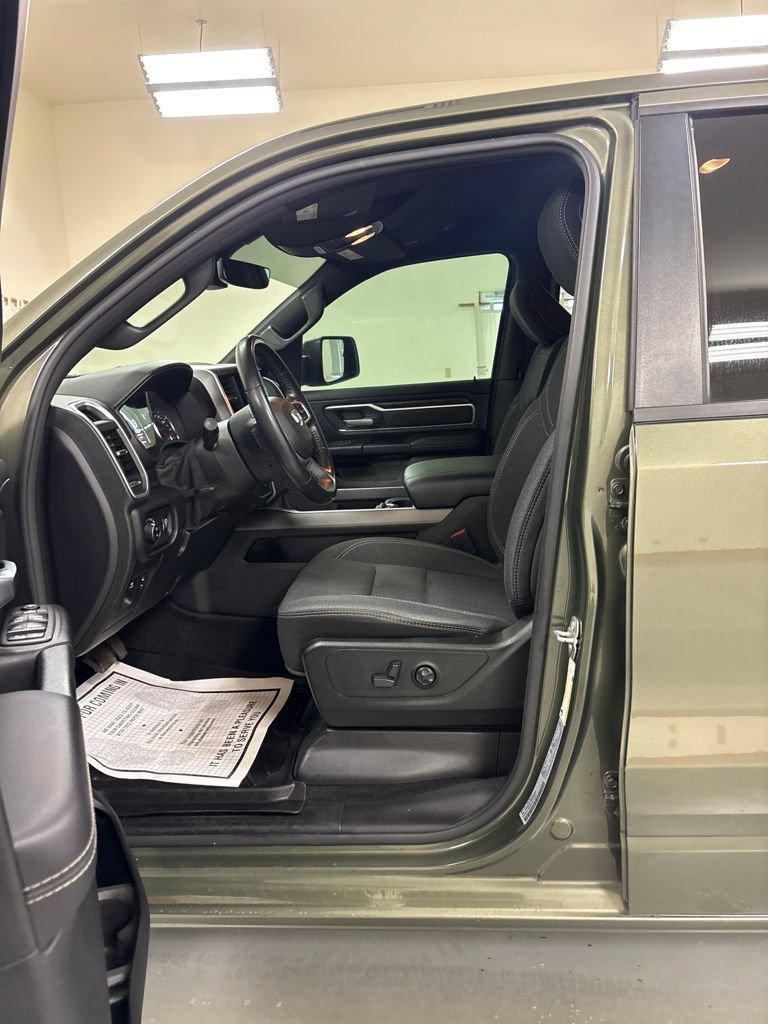 Used 2021 RAM 1500 Big Horn AWD/4WD image 9