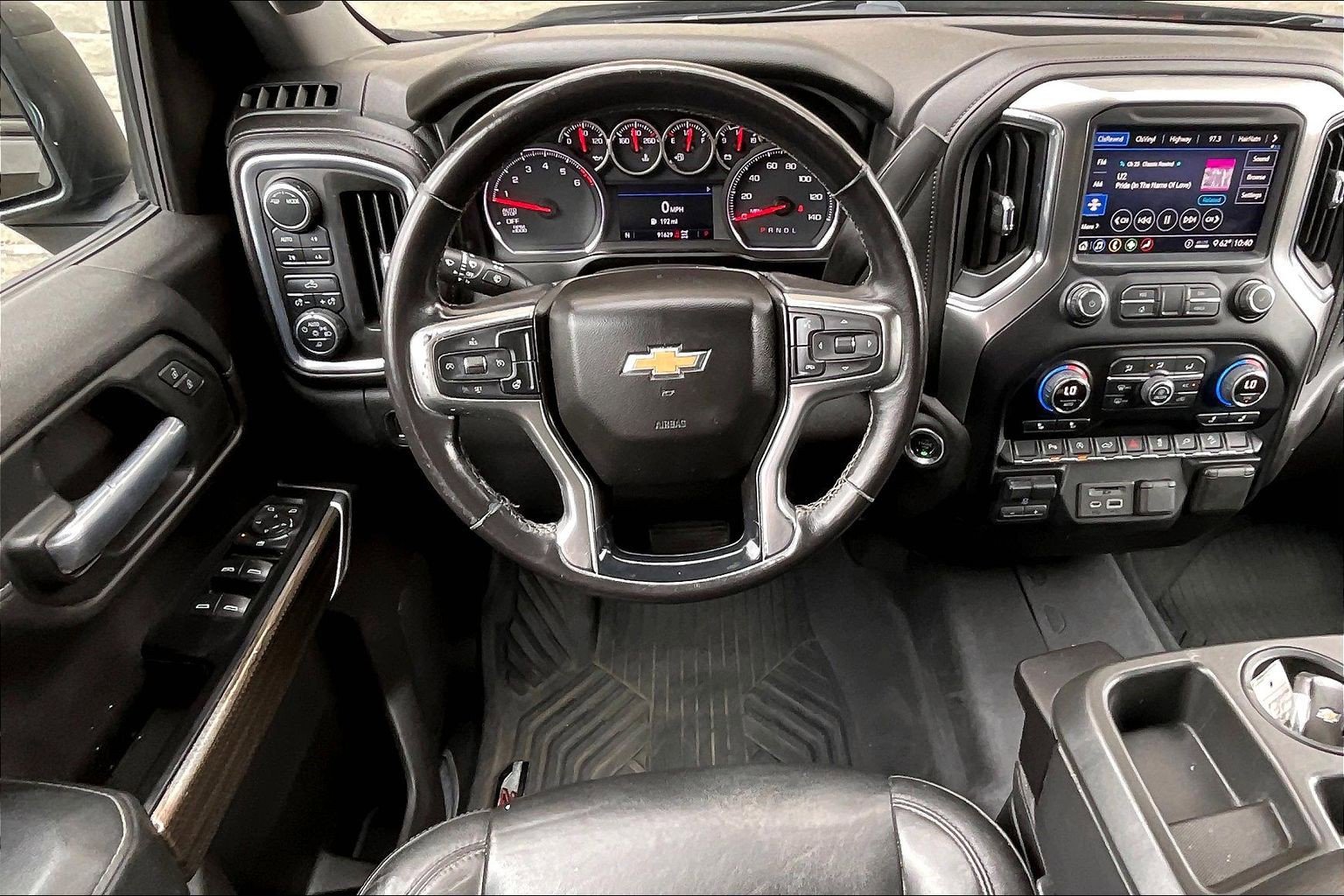 Used 2020 Chevrolet Silverado 1500 LT w/ All-Star Edition AWD/4WD image 4