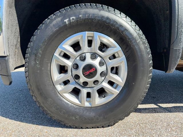 Used 2020 GMC Sierra 2500 SLE w/ X31 Off-Road Package AWD/4WD image 29