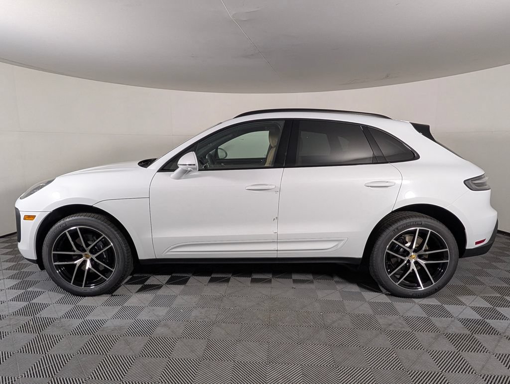 New 2026 Porsche Macan AWD/4WD image 2