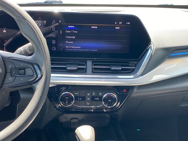 Used 2025 Chevrolet Trax LT FWD image 10