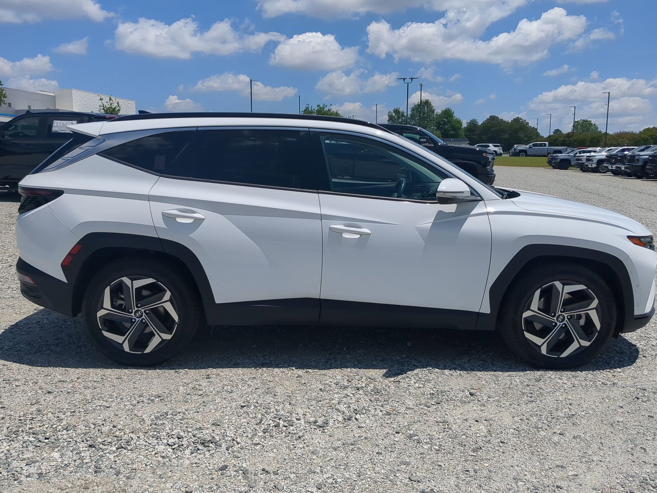 Used 2024 Hyundai Tucson Limited FWD image 11