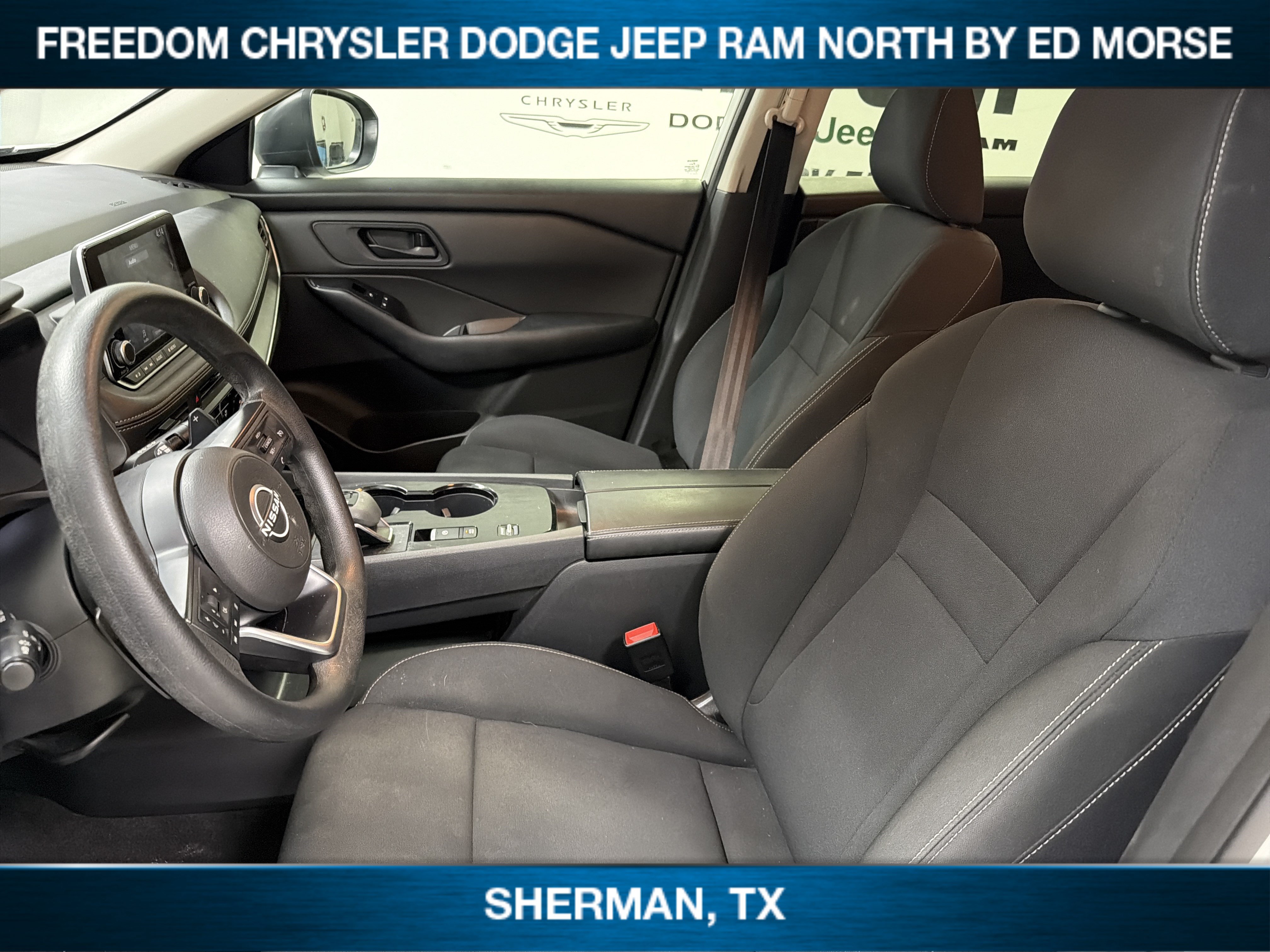 Used 2024 Nissan Rogue S FWD image 7