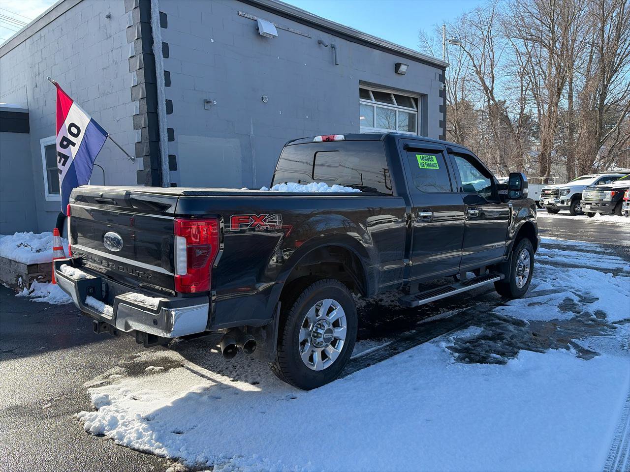 Used 2017 Ford F350 Lariat w/ Lariat Ultimate Package image 6