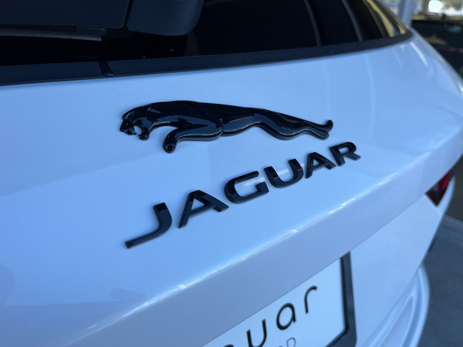 Certified 2026 Jaguar F-PACE R-Dynamic S AWD/4WD image 22