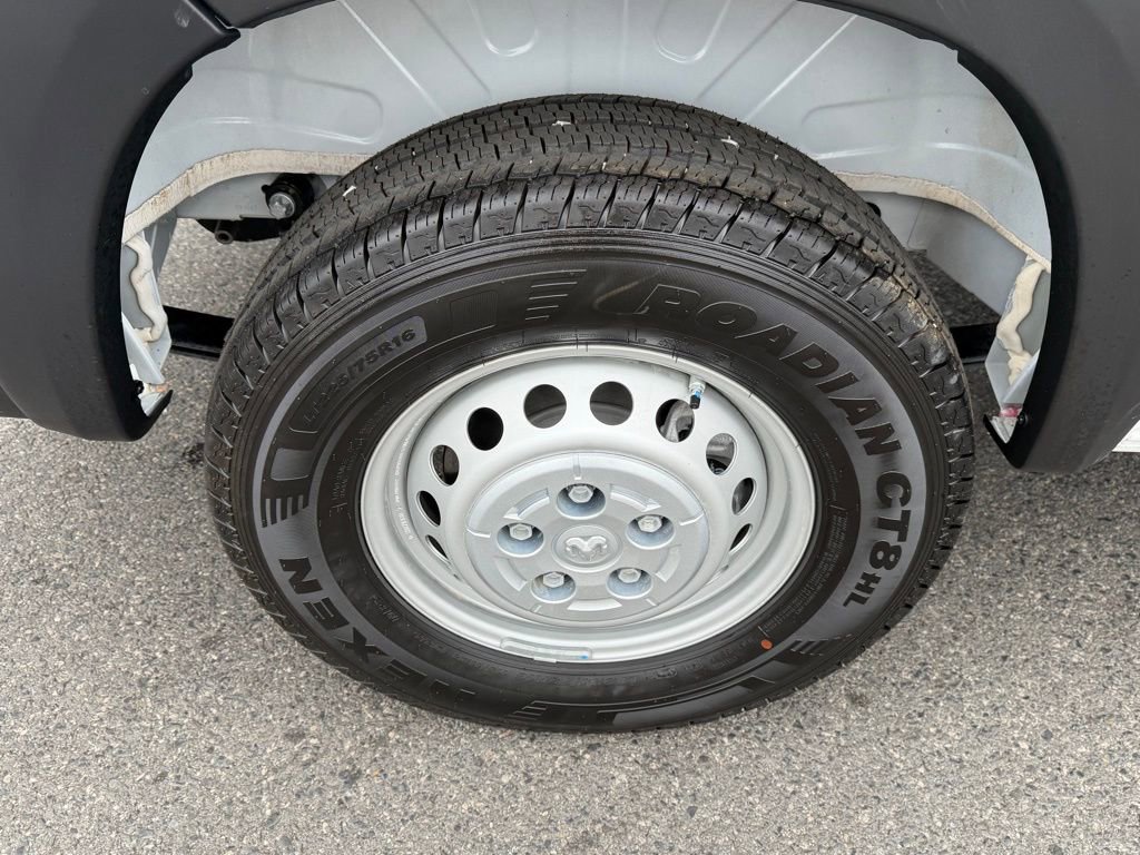 Used 2025 RAM ProMaster 1500 w/ Convenience Group image 14