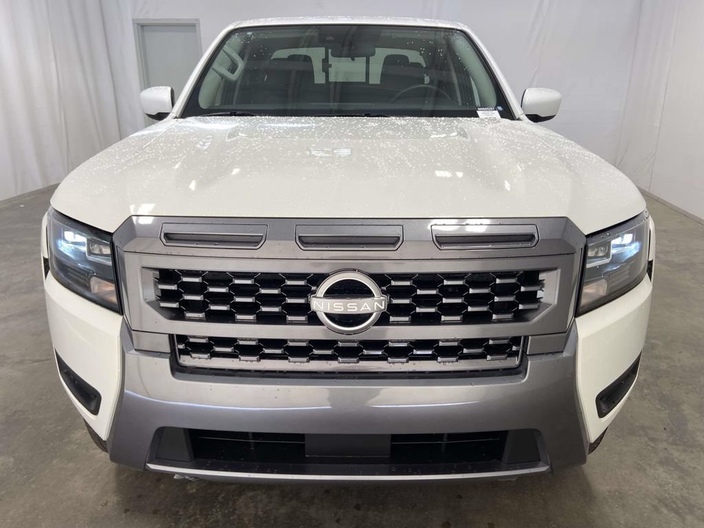New 2026 Nissan Frontier 4x4 Crew Cab image 9
