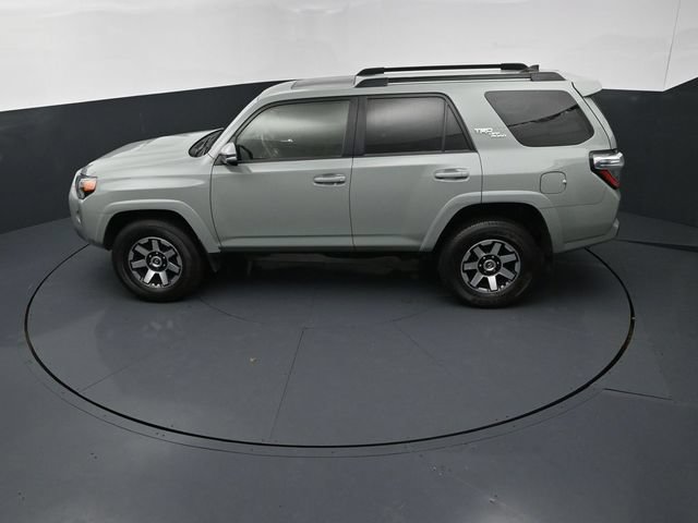 Used 2022 Toyota 4Runner TRD Off-Road Premium AWD/4WD image 15