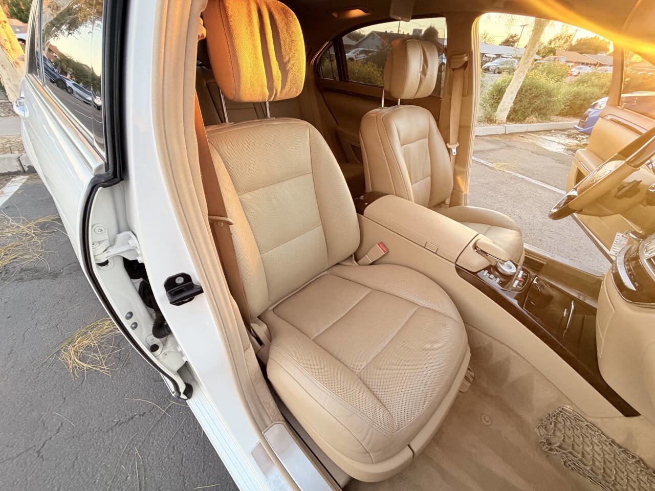 Used 2013 Mercedes-Benz S 550 4MATIC image 25