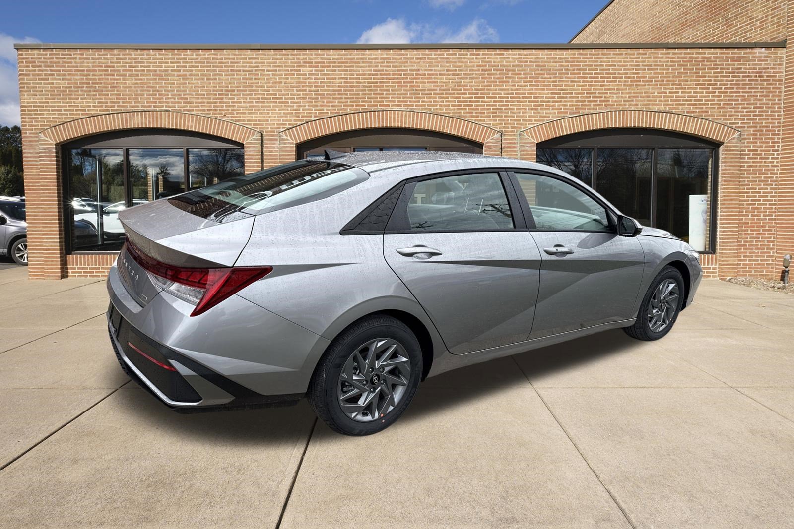 New 2026 Hyundai Elantra Blue image 25