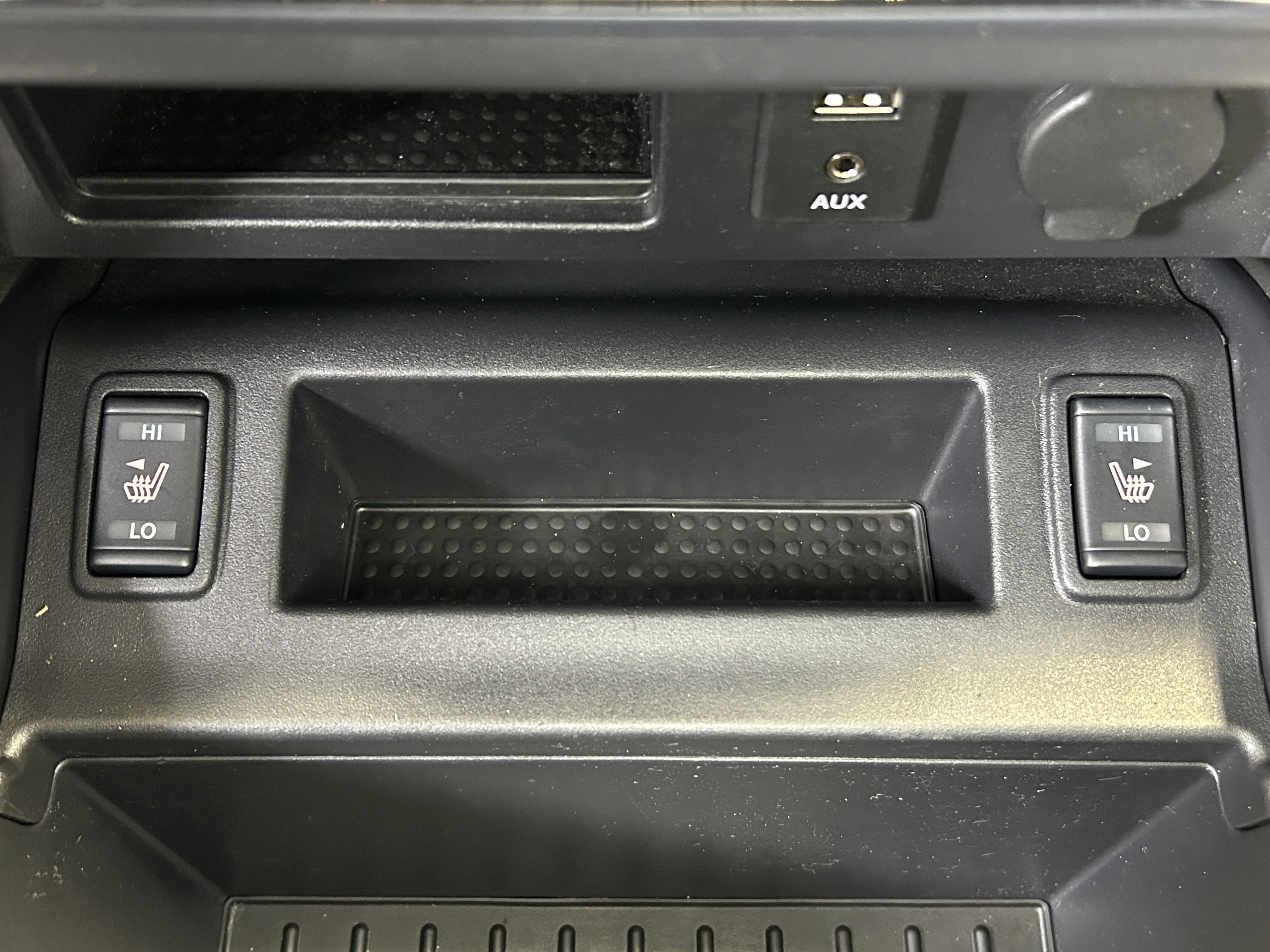 Used 2017 Nissan Titan SL image 7