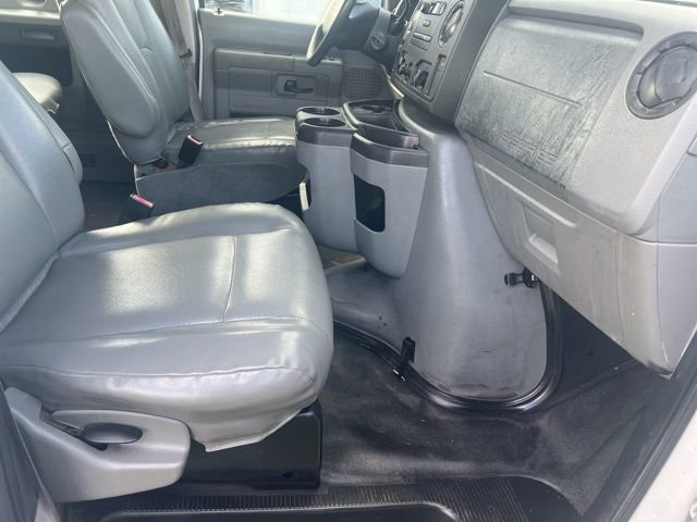 Used 2012 Ford E-150 and Econoline 150 XL w/ PWR Windows & Locks Group image 24