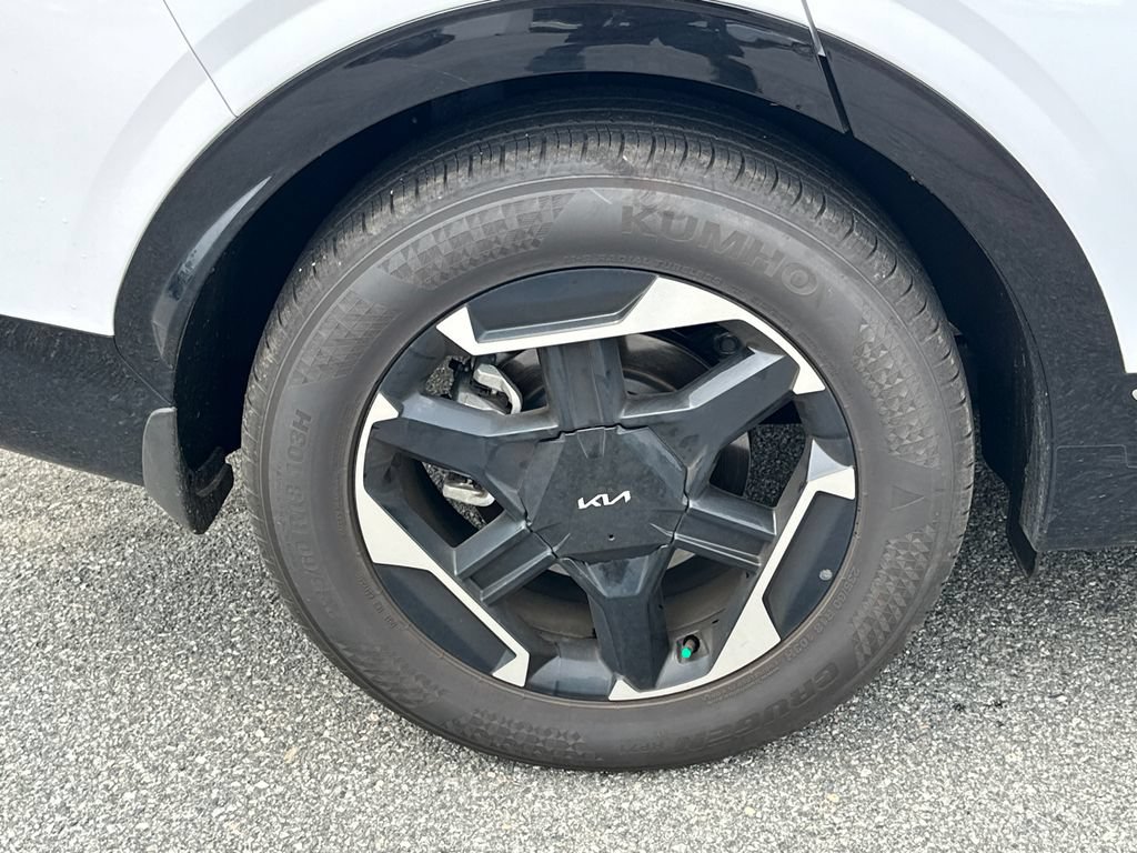 Certified 2026 Kia Sportage SX FWD image 17