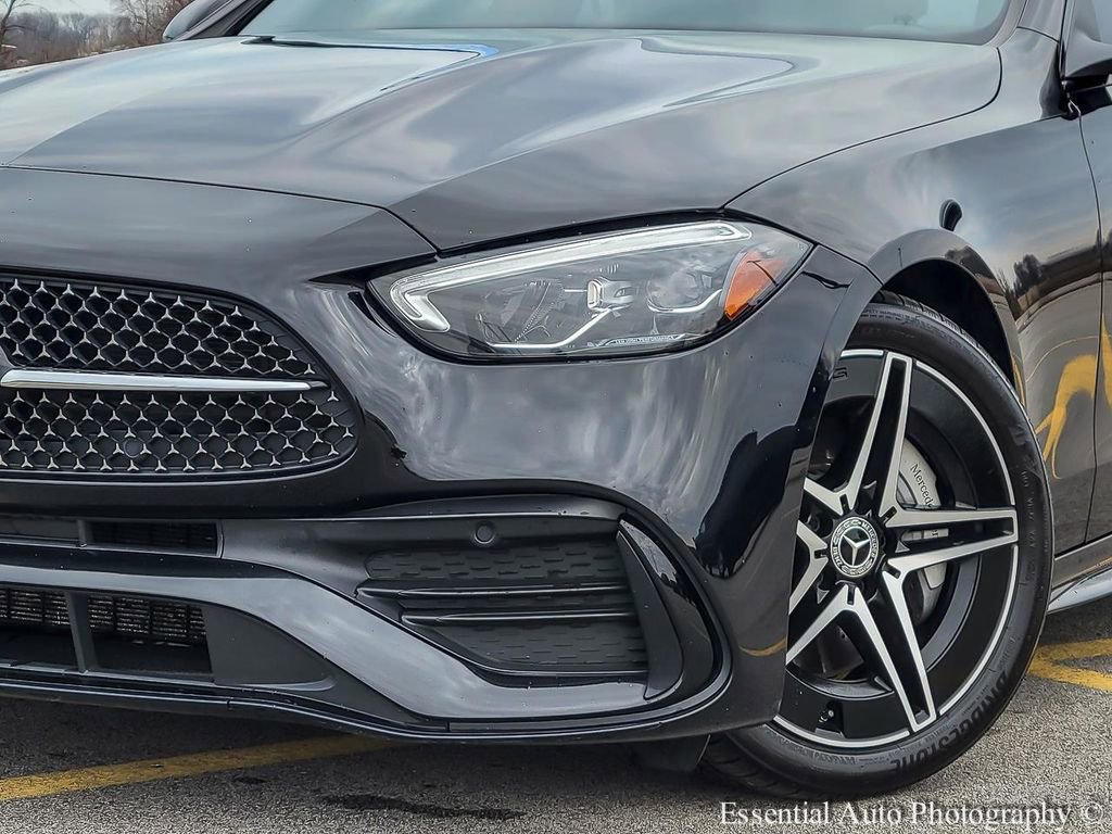 Used 2022 Mercedes-Benz C 300 4MATIC Sedan video 3