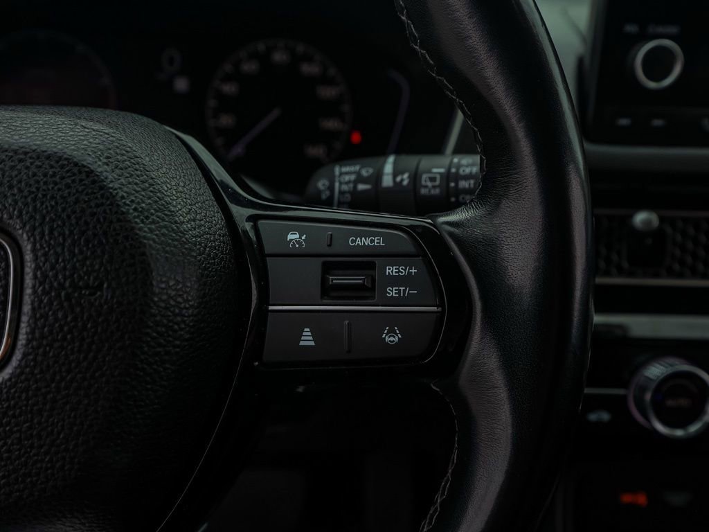 Used 2024 Honda Civic EX-L image 27