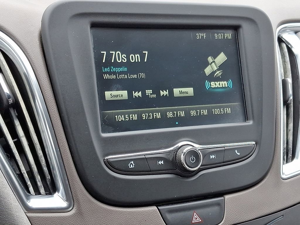 Certified 2017 Chevrolet Malibu LT image 17