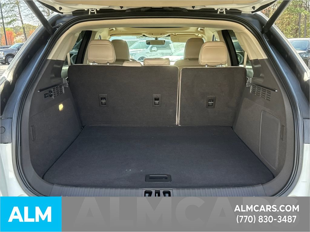 Used 2023 Lincoln Nautilus Reserve image 22