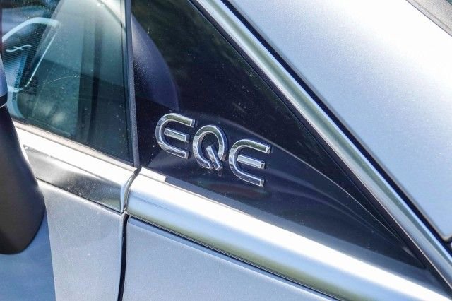 Used 2023 Mercedes-Benz EQE 500 4MATIC Sedan image 11