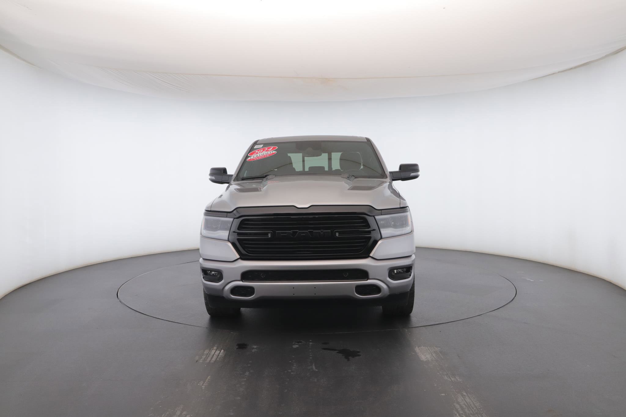 Used 2024 RAM 1500 Laramie AWD/4WD image 24