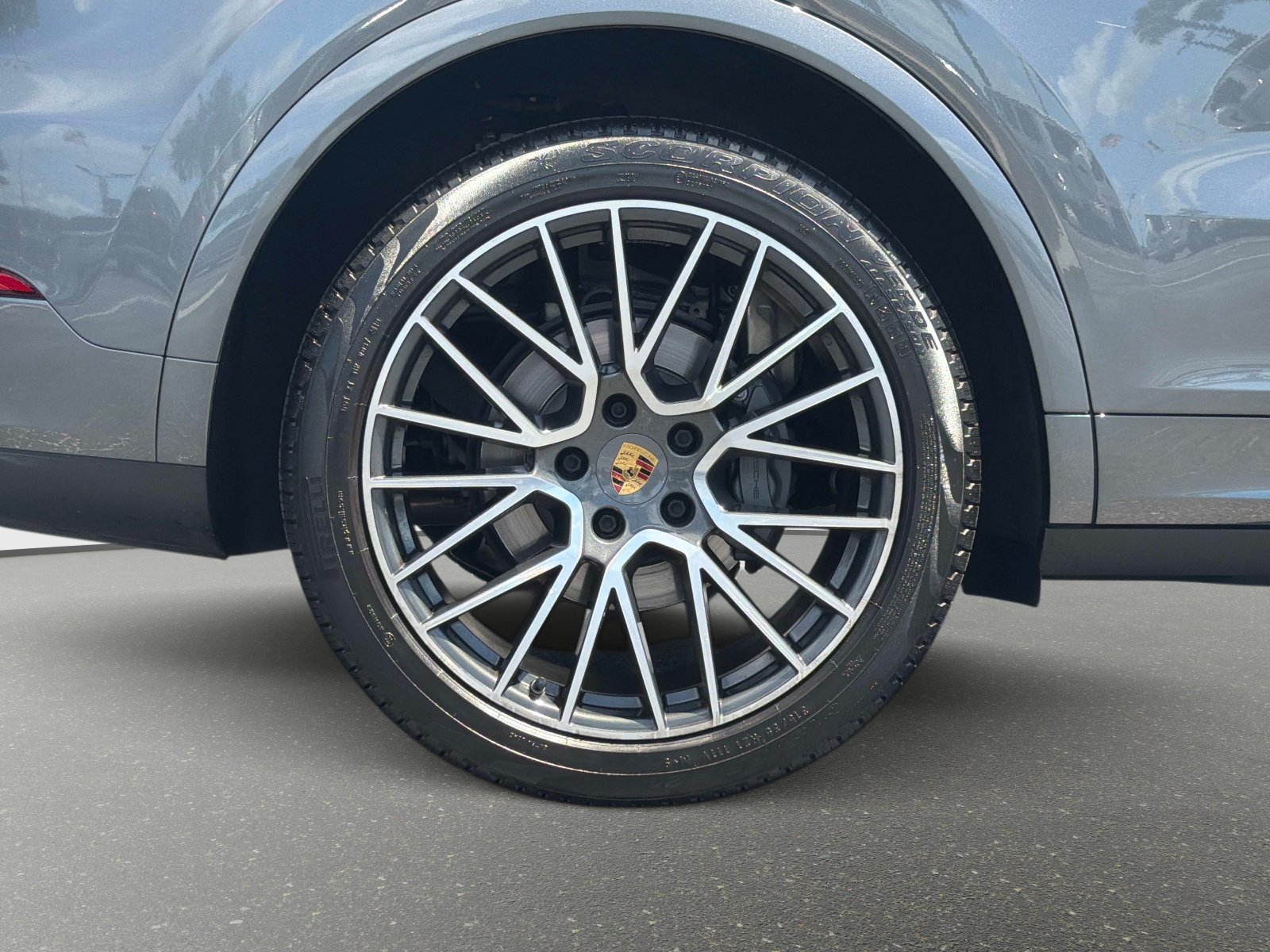 Used 2019 Porsche Cayenne S AWD/4WD image 18