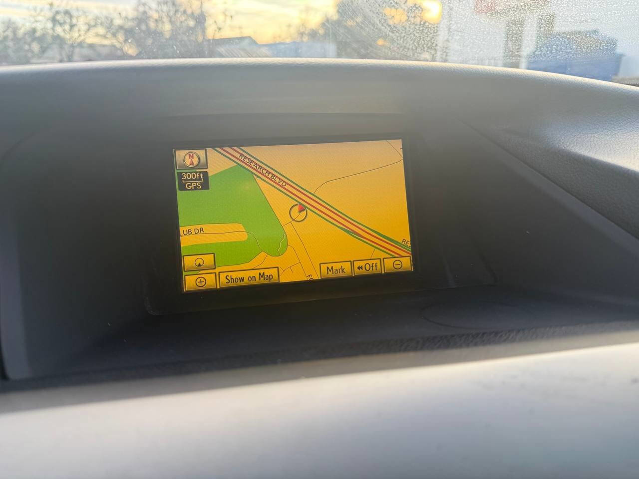 Used 2010 Lexus RX 450h 2WD image 18