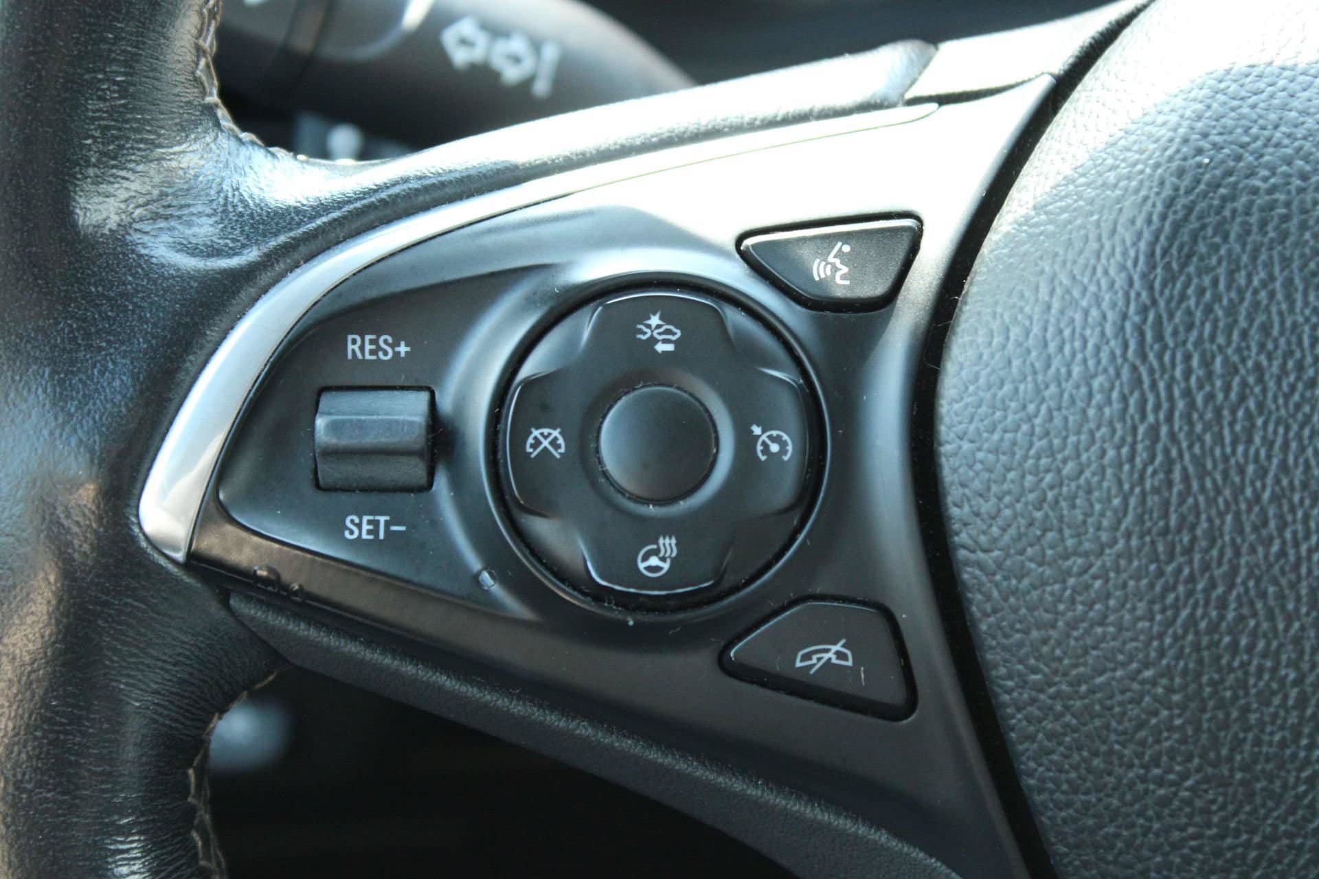 Used 2017 Buick Envision Premium w/ Driver Confidence Package AWD/4WD image 33