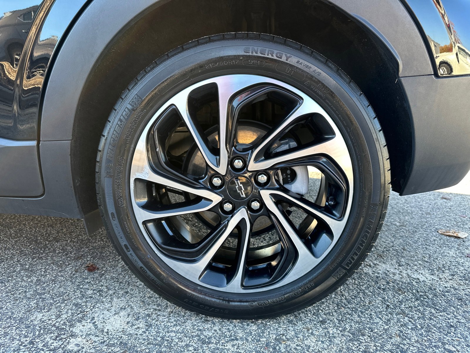 Used 2022 Chevrolet Bolt EUV Premier image 19