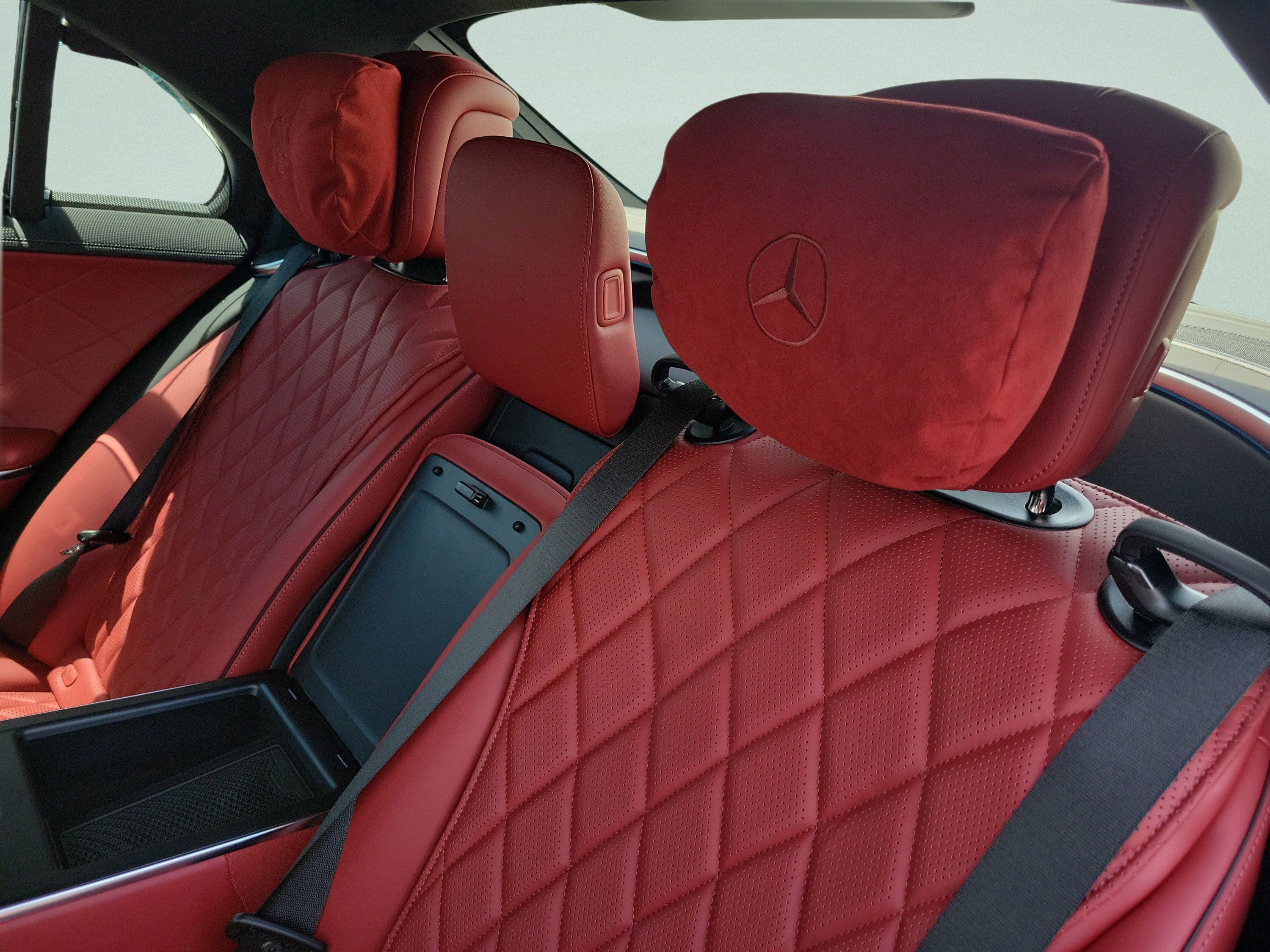 New 2027 Mercedes-Benz S 580 4MATIC Sedan image 9