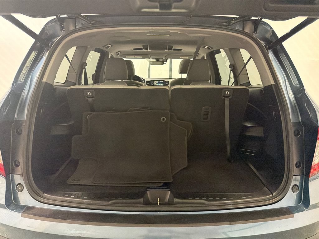 Used 2020 Honda Pilot Touring image 20