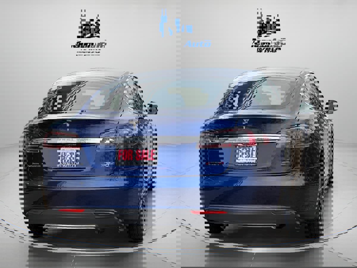 Used 2016 Tesla Model S P90D image 5