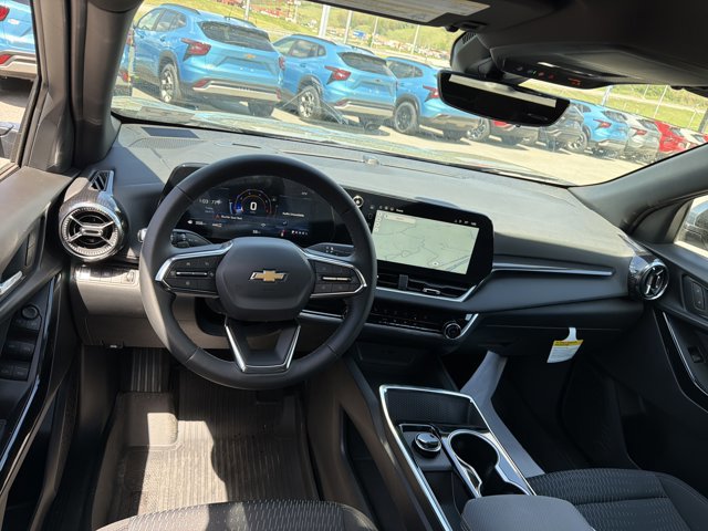 New 2026 Chevrolet Equinox LT w/ Safety and Technology Package image 14