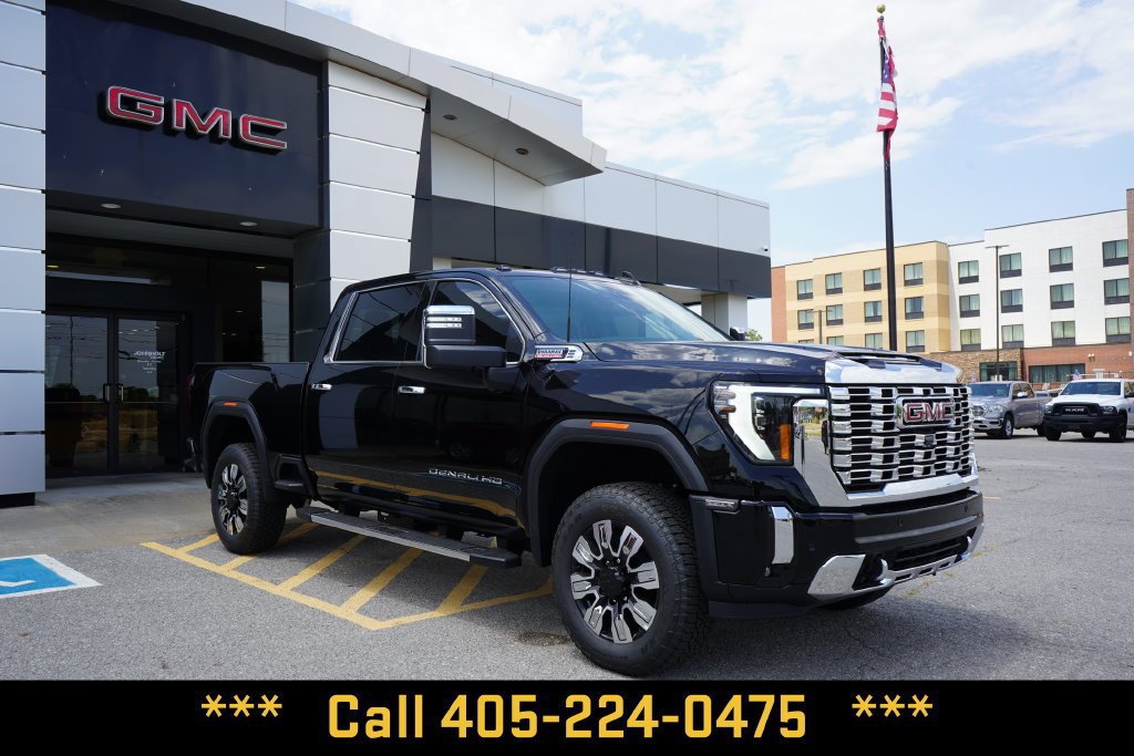 New 2026 GMC Sierra 2500 Denali w/ Denali Reserve Package AWD/4WD image 2