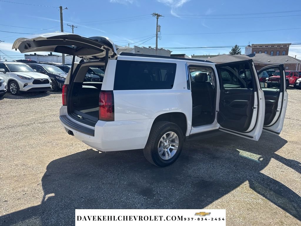 Used 2016 Chevrolet Suburban LT image 31