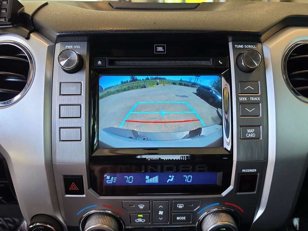 Used 2017 Toyota Tundra Platinum AWD/4WD image 16