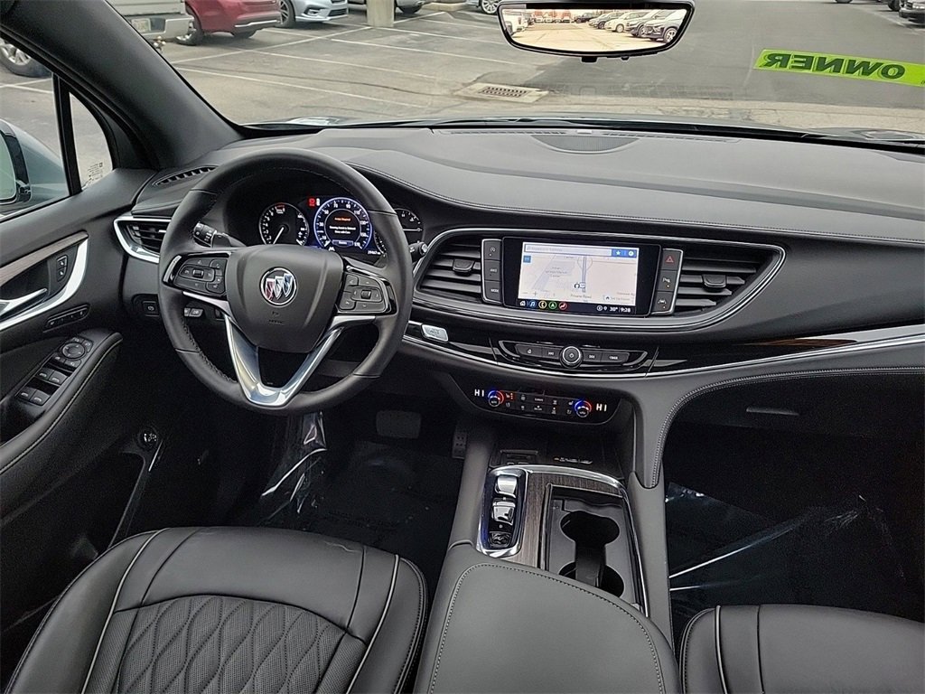 Used 2023 Buick Enclave Avenir w/ Avenir Technology Package image 9