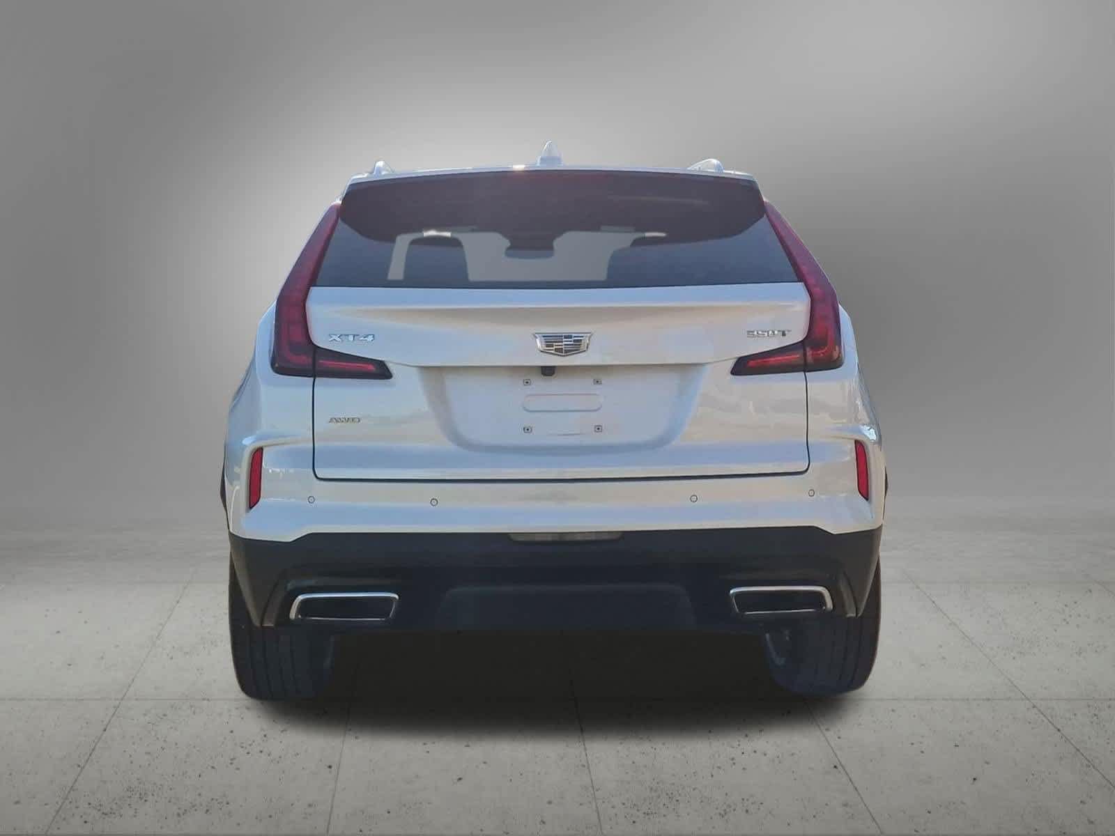 Used 2024 Cadillac XT4 Premium Luxury AWD/4WD image 5