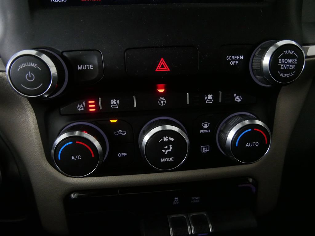 Used 2020 RAM 1500 Laramie image 25