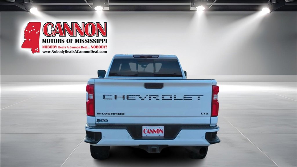 Used 2021 Chevrolet Silverado 2500 LTZ w/ LTZ Plus Package image 6