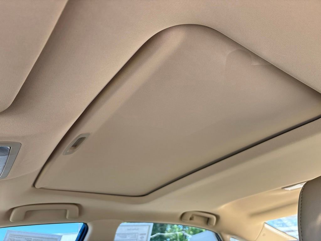 Used 2015 Toyota Avalon XLE Touring FWD image 25