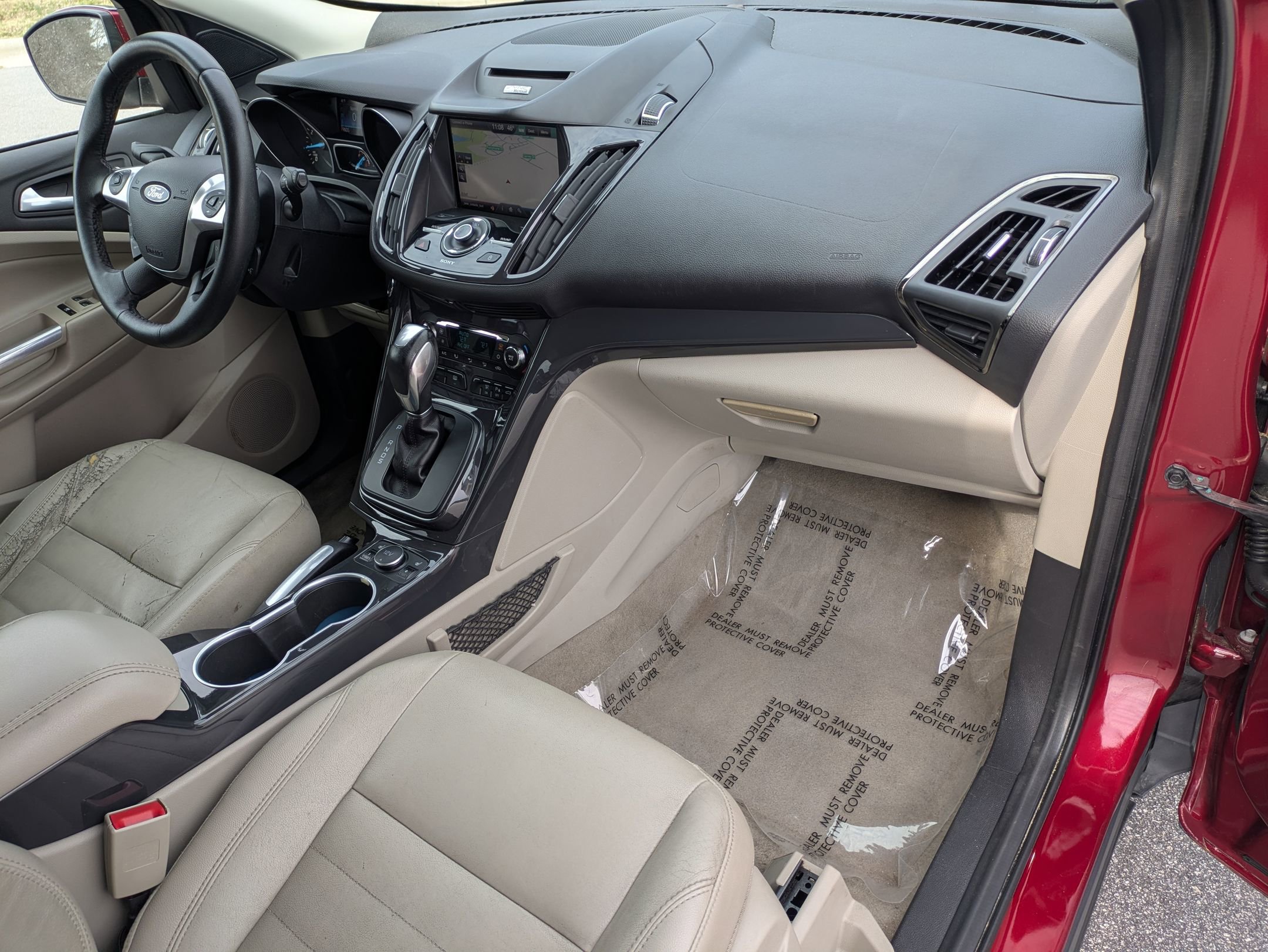 Used 2014 Ford Escape Titanium w/ Equipment Group 401A image 28