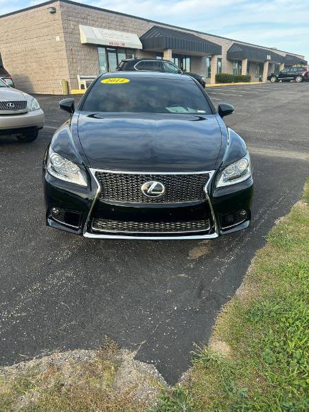 Used 2014 Lexus LS 460 AWD w/ F Sport Package image 7