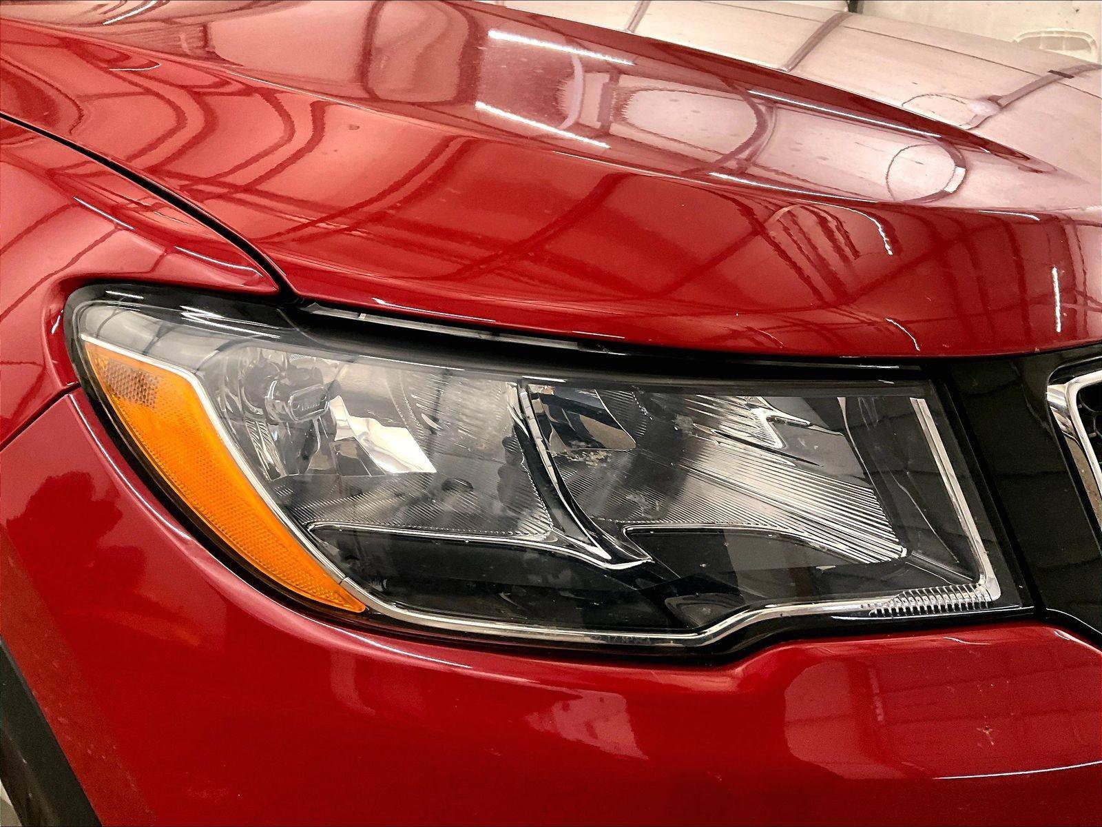 Used 2019 Jeep Compass Latitude w/ Popular Equipment Group FWD image 27