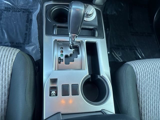 Used 2019 Toyota 4Runner SR5 AWD/4WD image 19